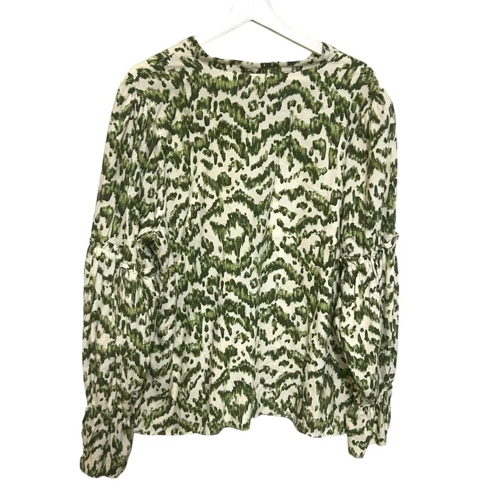 Eloquii 16 blouse long sleeve abstract print ruffle cuffs career office‎